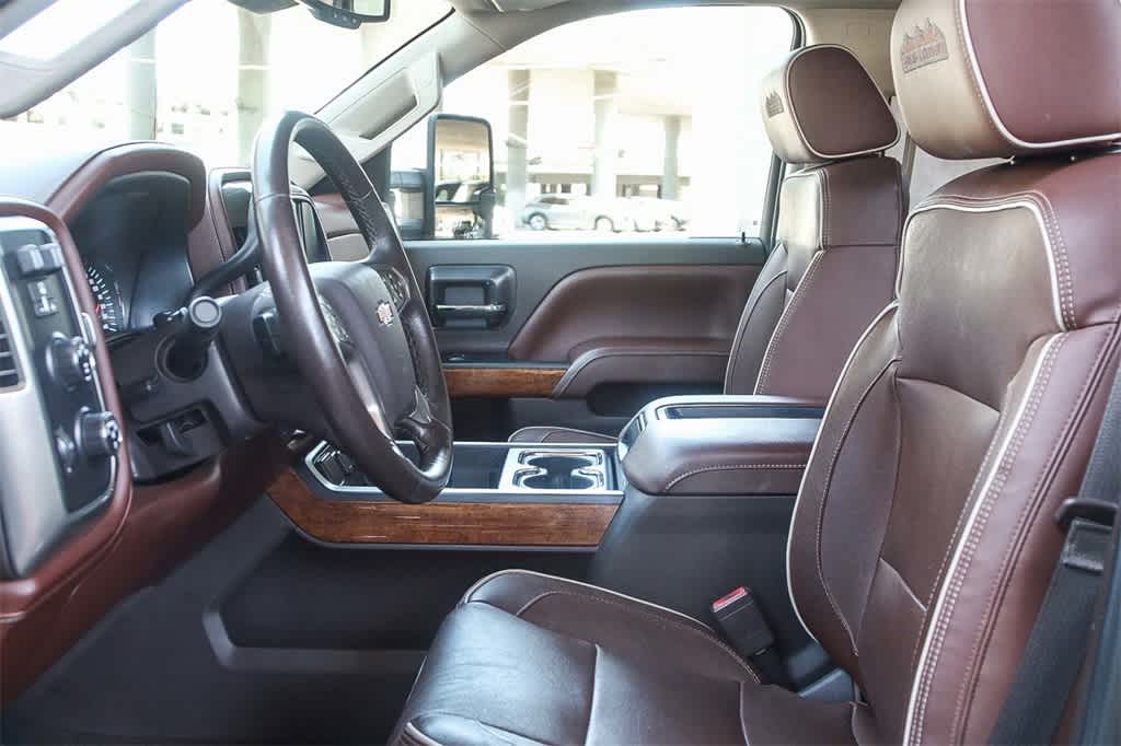 Thumbnail: 2015 Chevrolet Silverado 3500 - 20
