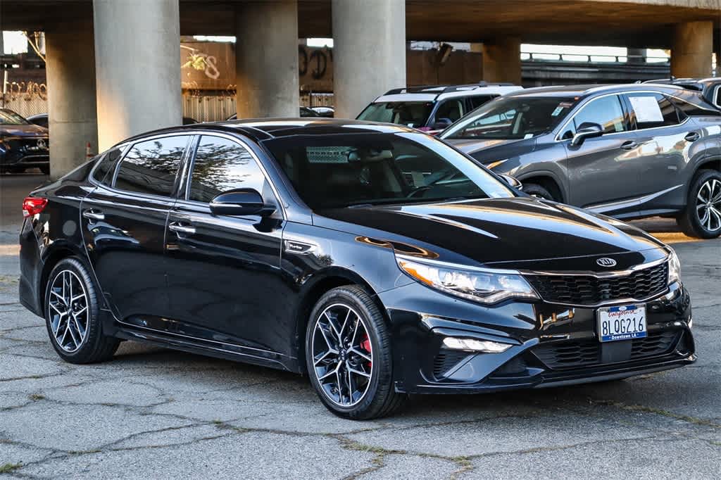 2019 Kia Optima SX Turbo photo 3