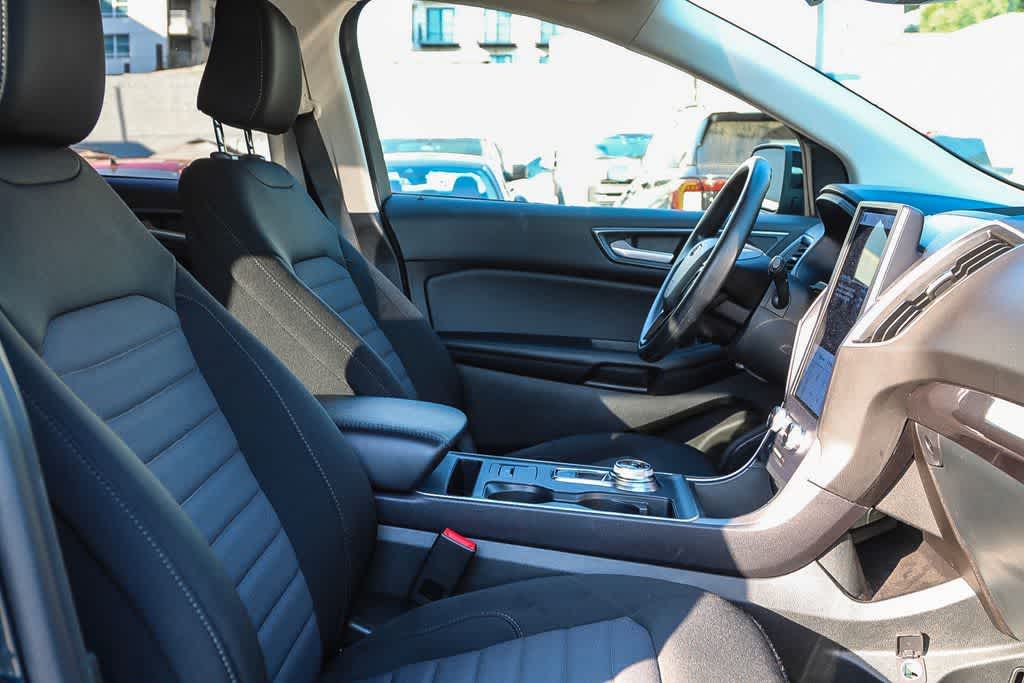 Thumbnail: 2023 Ford Edge - 18