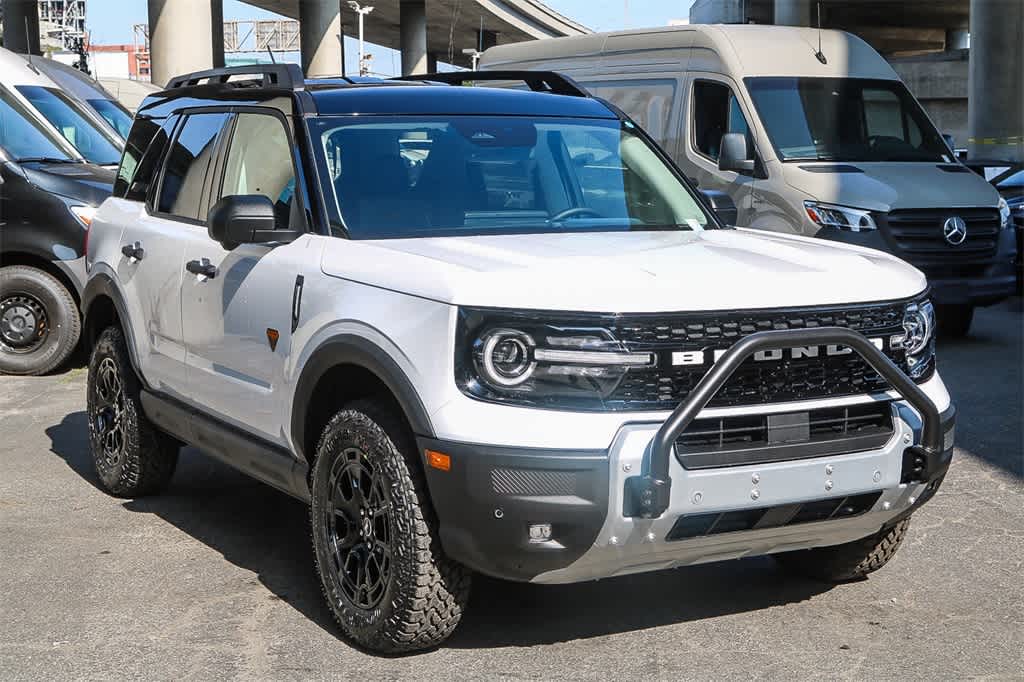 2025 Ford Bronco Sport Badlands photo 3
