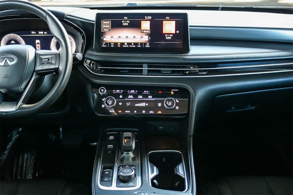 Thumbnail: 2023 INFINITI QX60 - 13