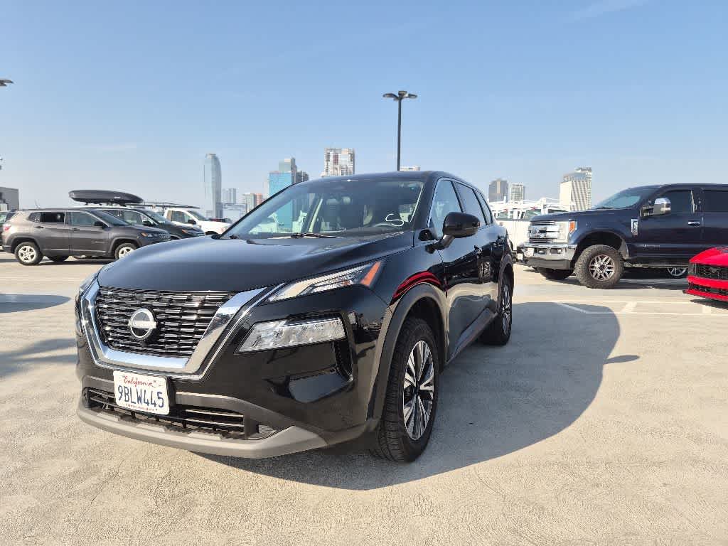 2022 Nissan Rogue SV FWD's photo