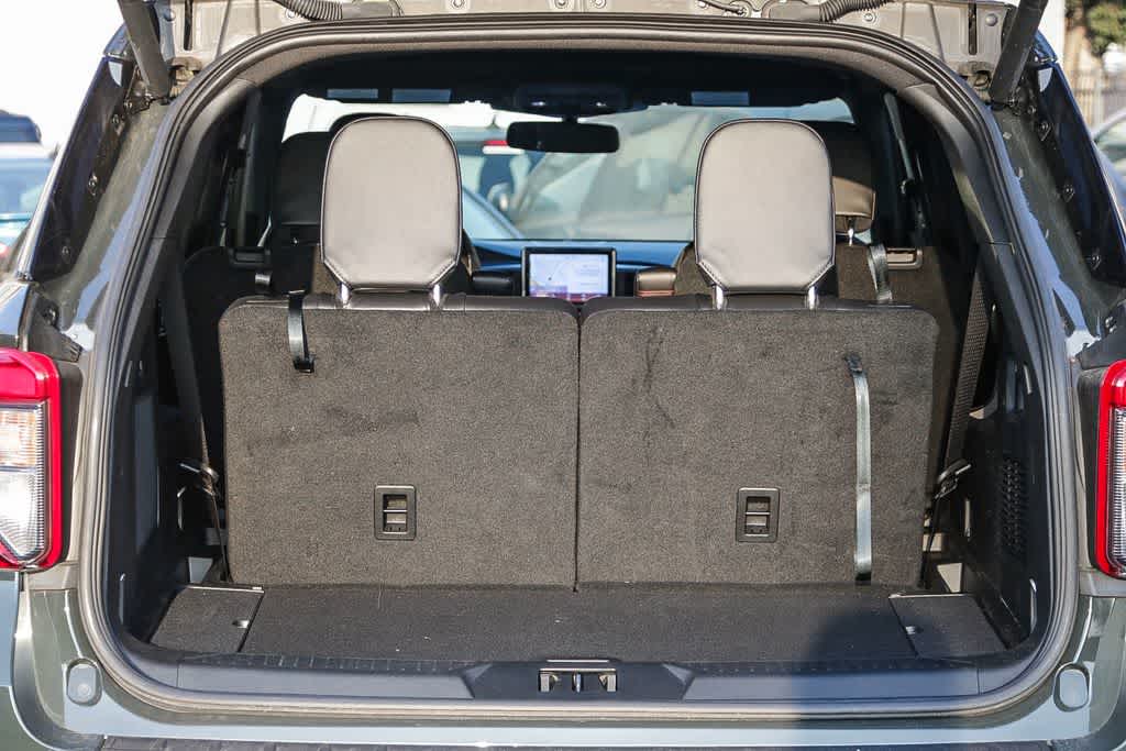 Thumbnail: 2023 Ford Explorer - 26