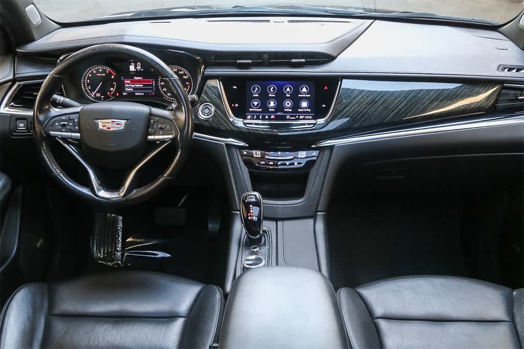 Thumbnail: 2022 Cadillac XT6 - 12