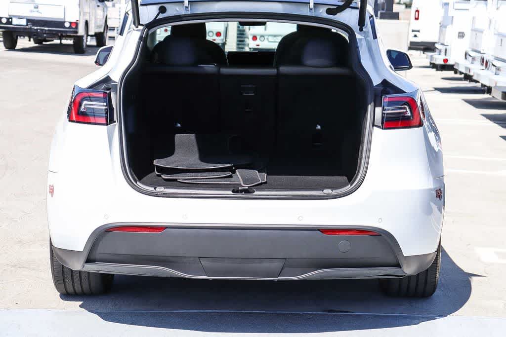 Thumbnail: 2021 Tesla Model Y - 27