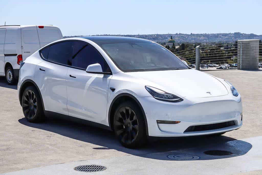 Thumbnail: 2021 Tesla Model Y - 3