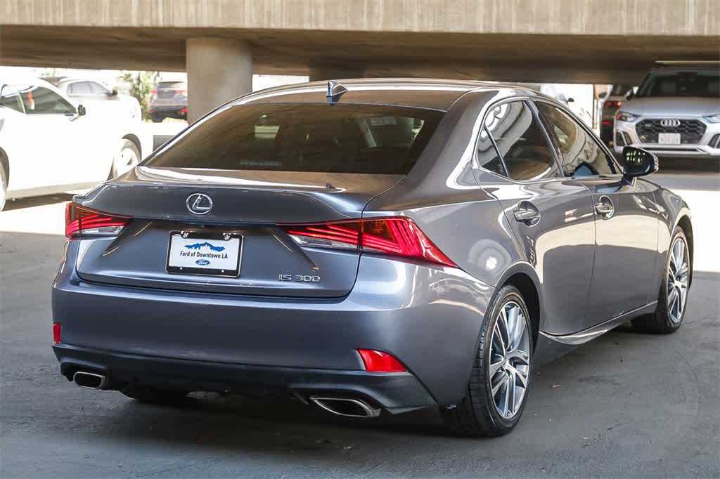 Thumbnail: 2018 Lexus IS - 6