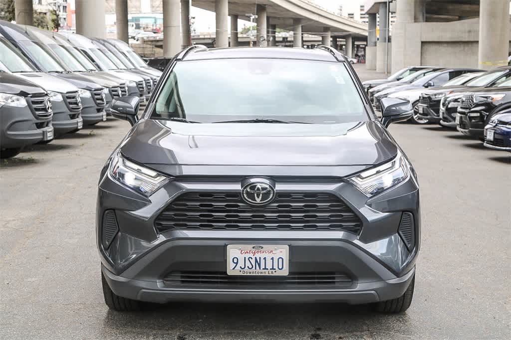 2022 Toyota RAV4 XLE 2