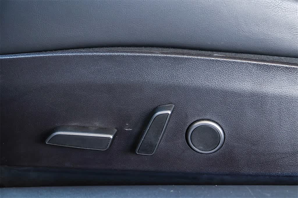 Thumbnail: 2021 Tesla Model 3 - 20