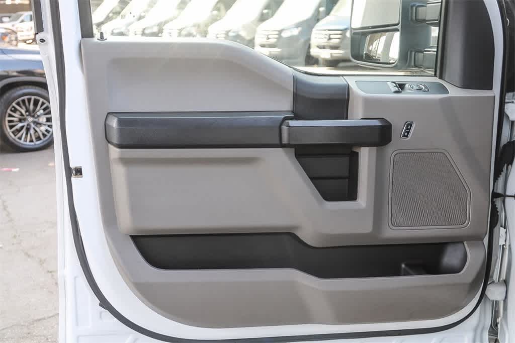 Thumbnail: 2022 Ford F-250 - 19