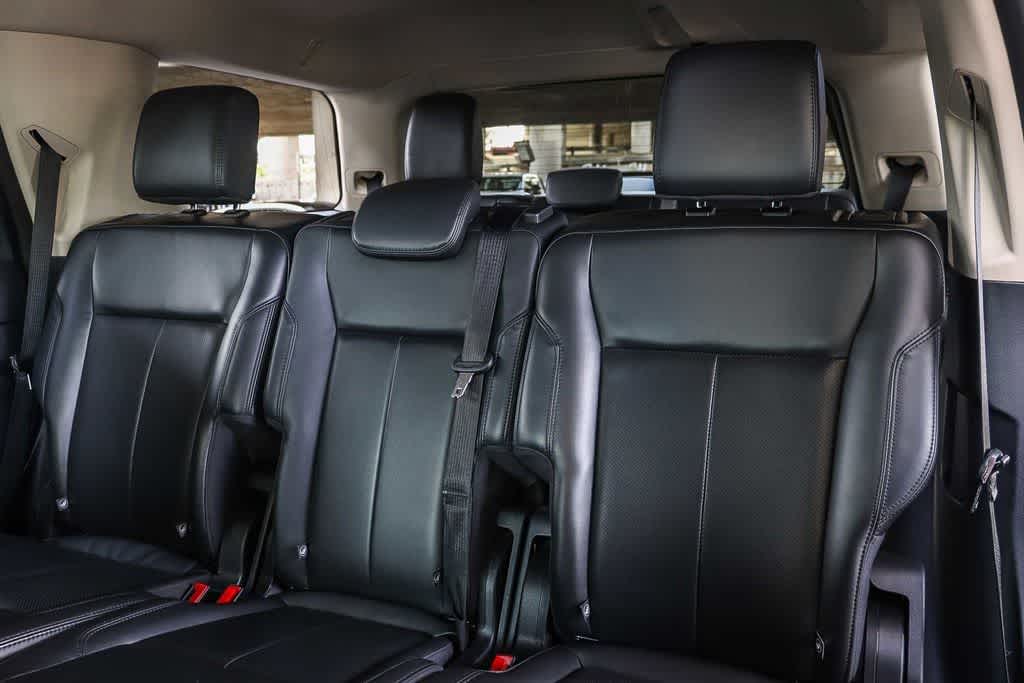 Thumbnail: 2022 Ford Expedition - 18