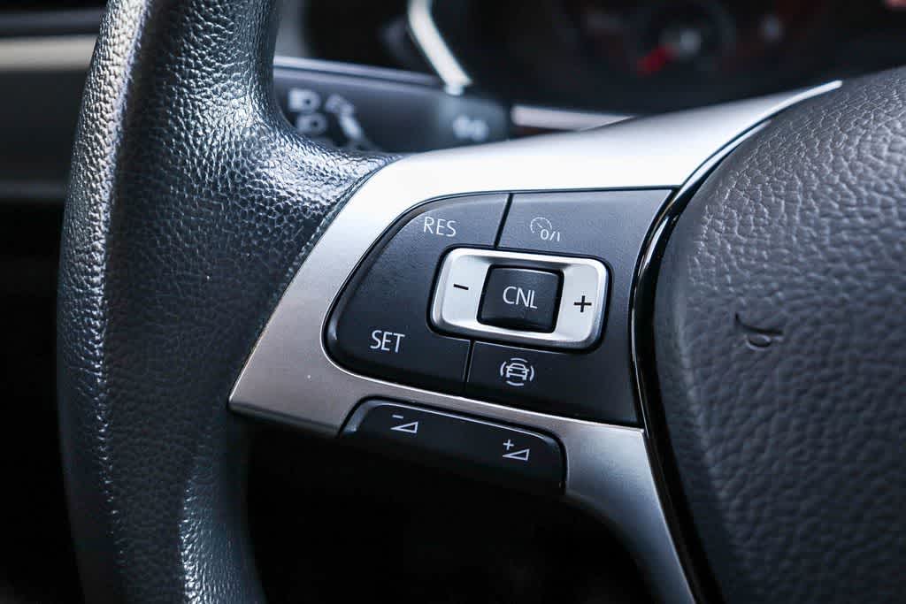 Thumbnail: 2021 Volkswagen Jetta - 26