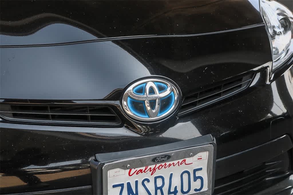 Thumbnail: 2015 Toyota Prius - 5