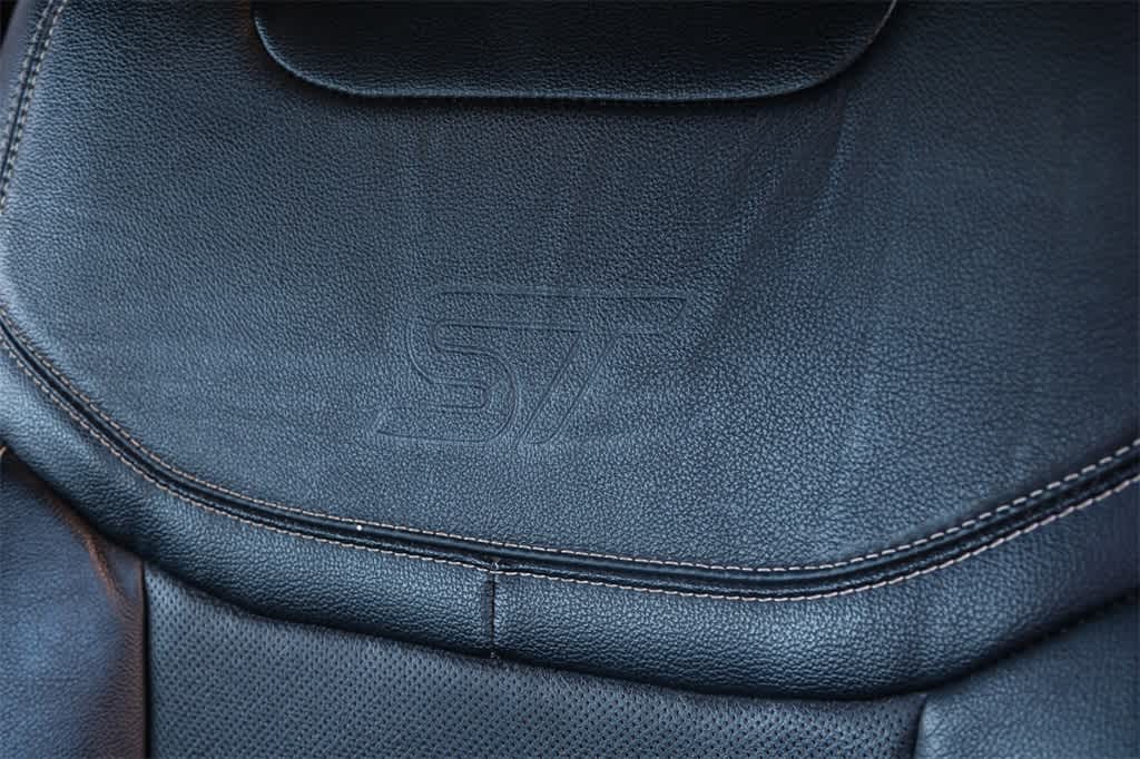 Thumbnail: 2020 Ford Explorer - 28