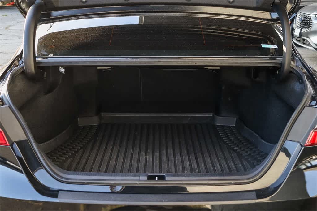 Thumbnail: 2024 Toyota Camry - 27