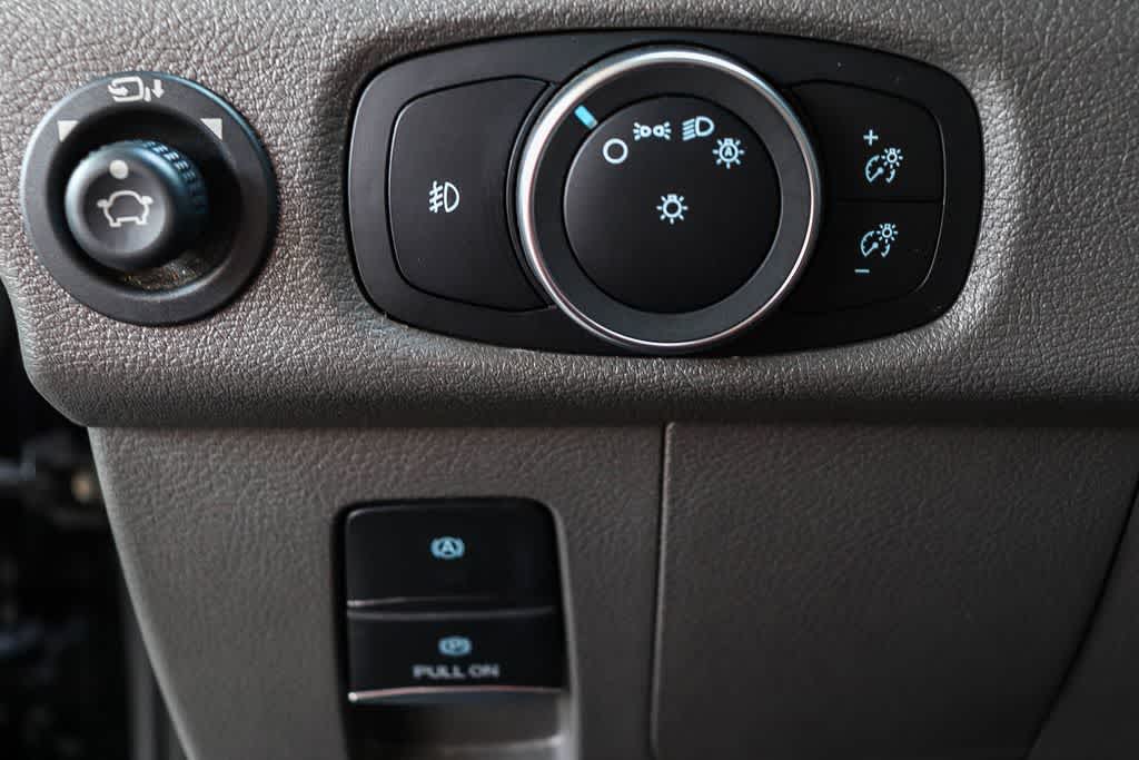 Thumbnail: 2024 Ford Econoline - 21