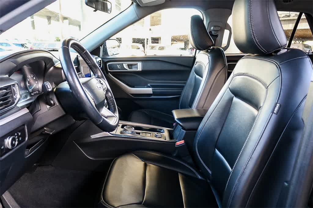 Thumbnail: 2023 Ford Explorer - 18