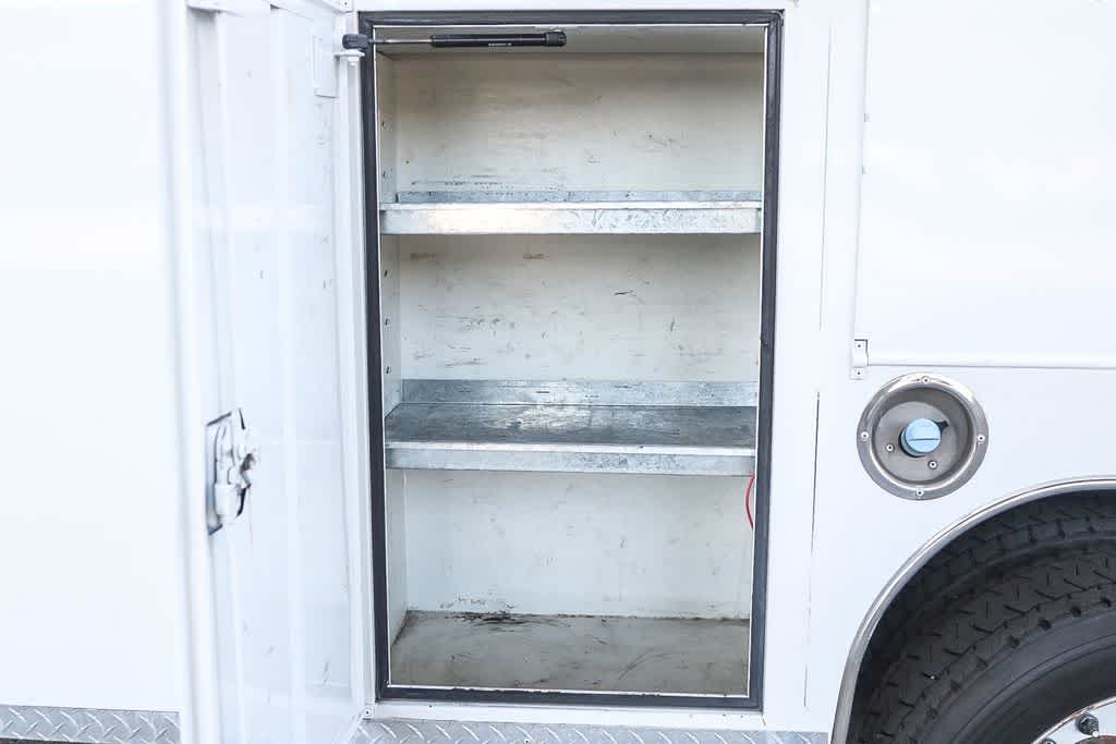 Thumbnail: 2017 Ford F-550 - 27