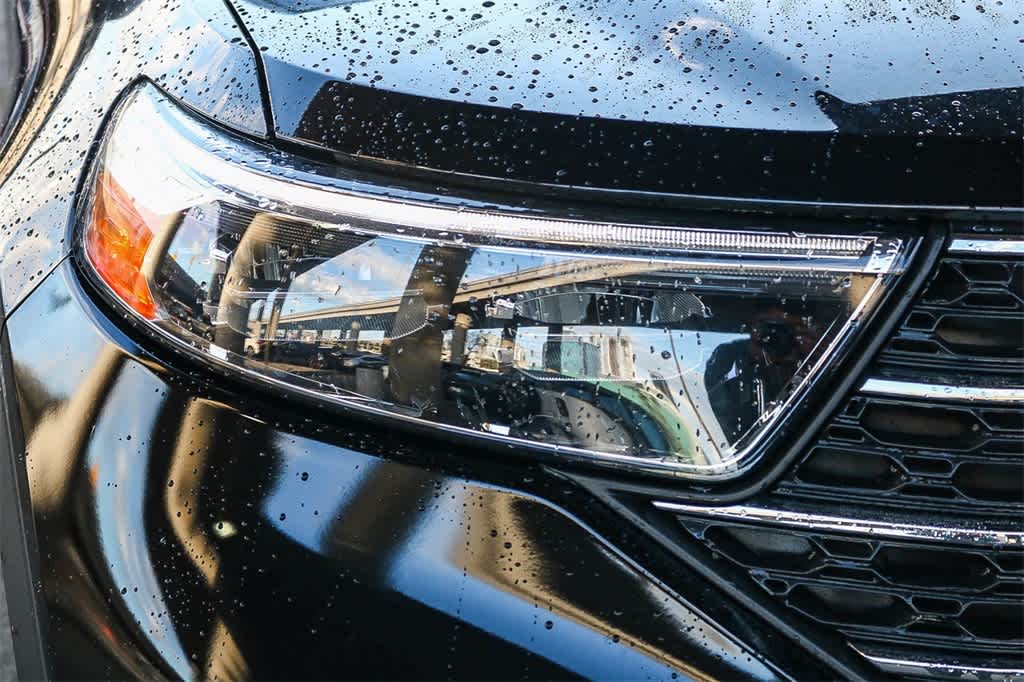 Thumbnail: 2023 Ford Explorer - 4