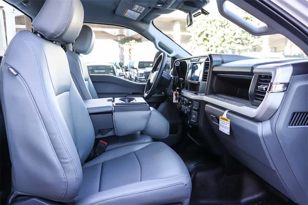 Thumbnail: 2026 Ford F-350 - 18