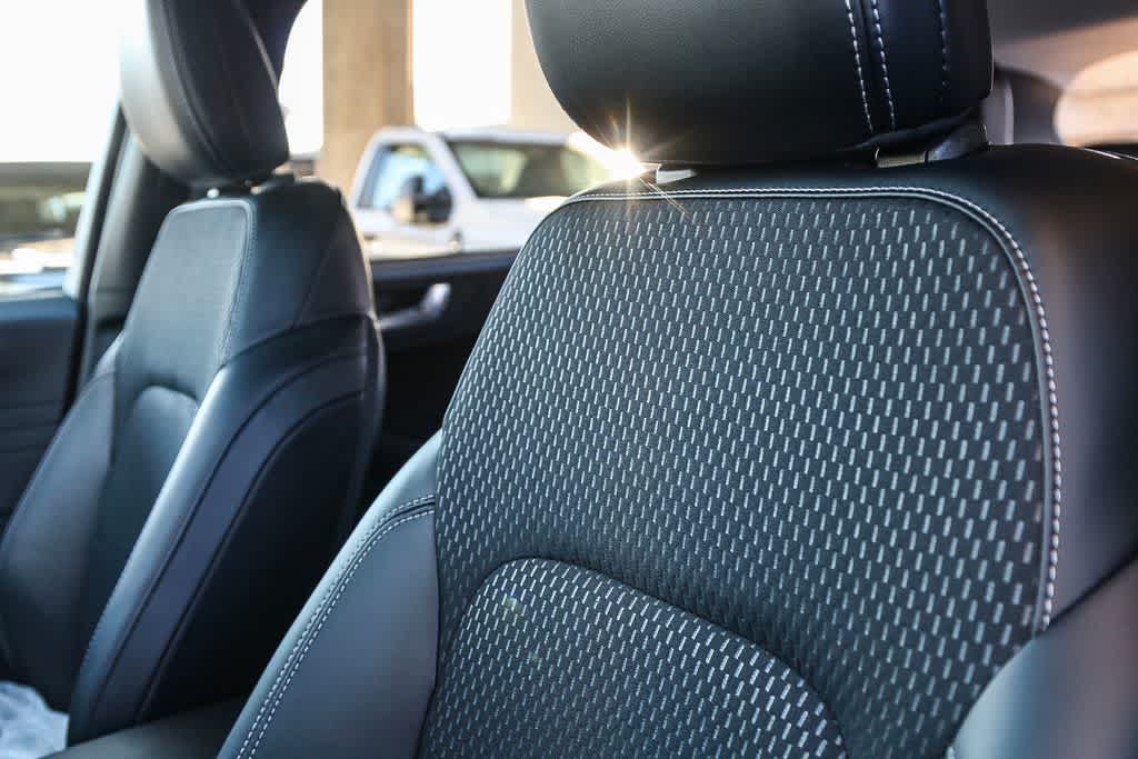 Thumbnail: 2025 Ford Escape - 24