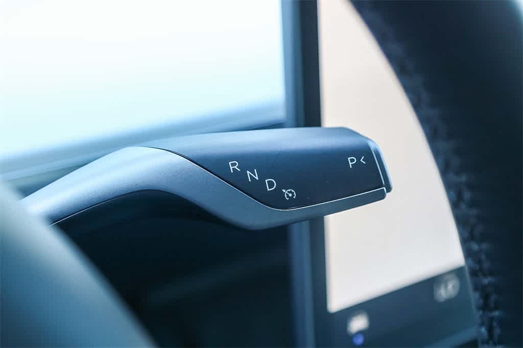Thumbnail: 2023 Tesla Model 3 - 19