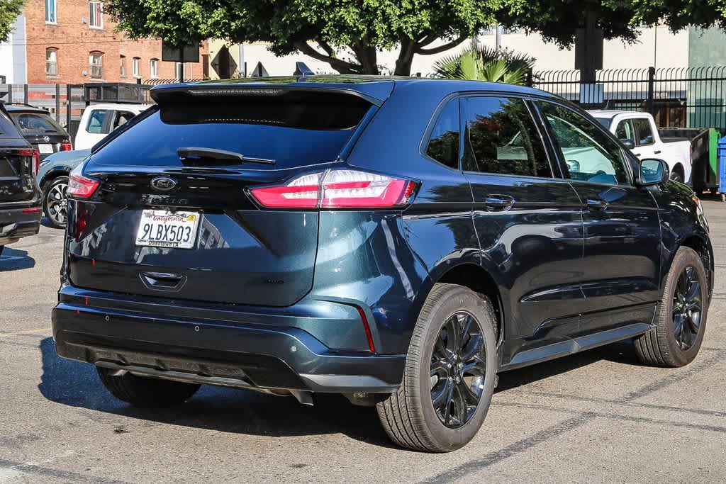 Thumbnail: 2023 Ford Edge - 7