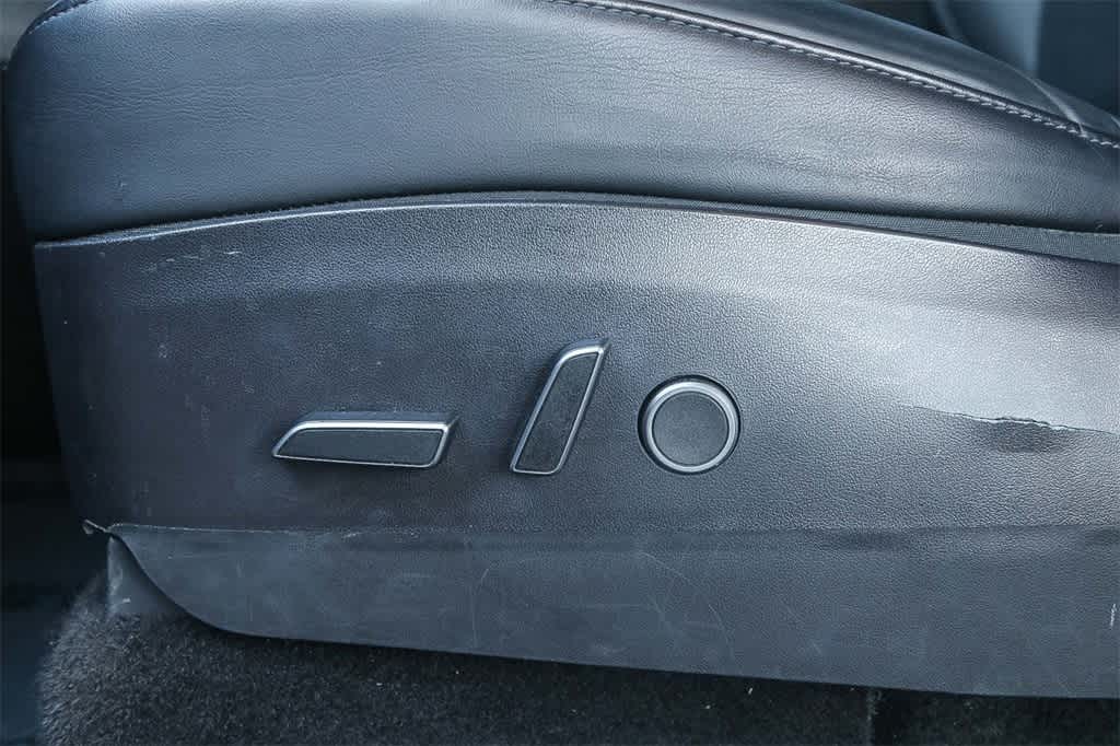 Thumbnail: 2021 Tesla Model Y - 20