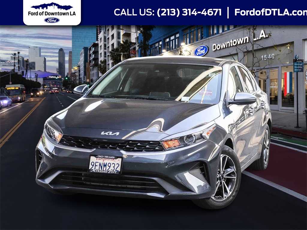 2023 Kia Forte LXS's photo