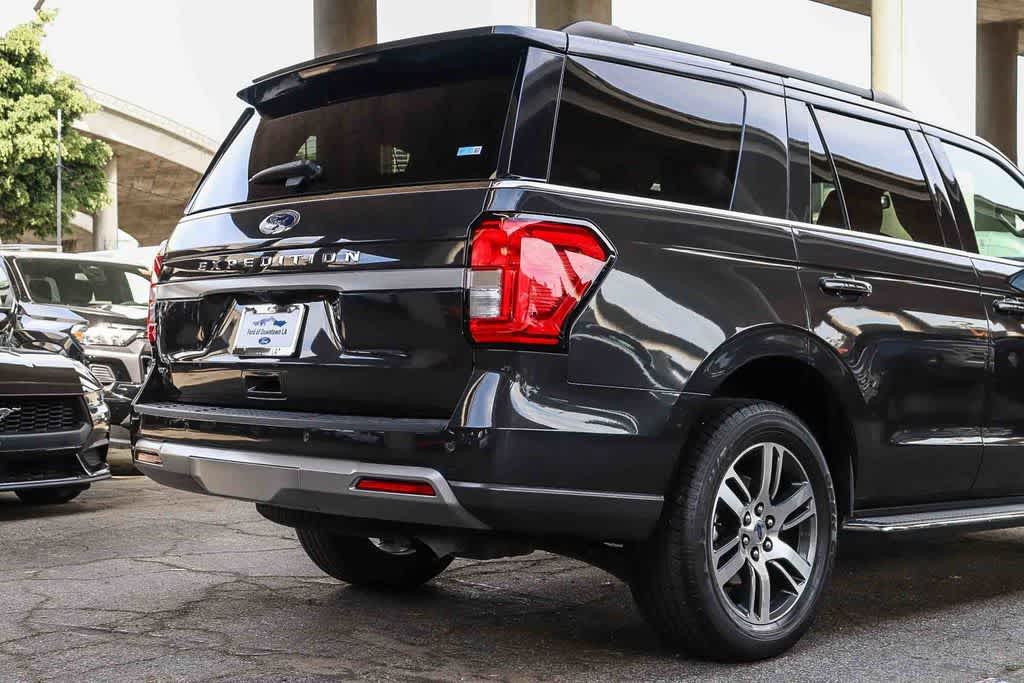 Thumbnail: 2022 Ford Expedition - 9