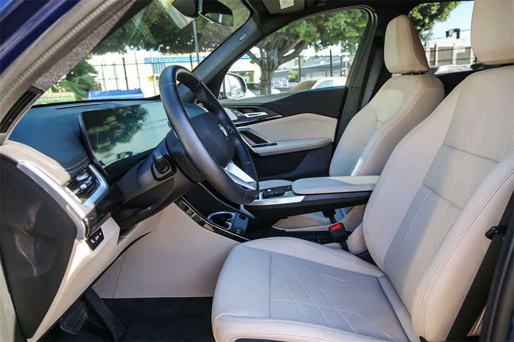 Thumbnail: 2024 BMW X1 - 17