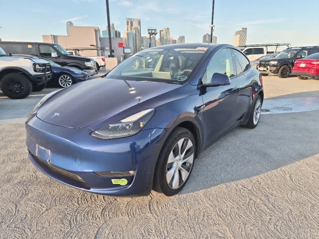 2023 Tesla Model Y Long Range Dual Motor All-Wheel Drive's photo