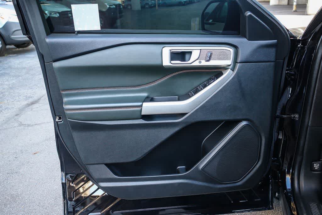 Thumbnail: 2023 Ford Explorer - 25