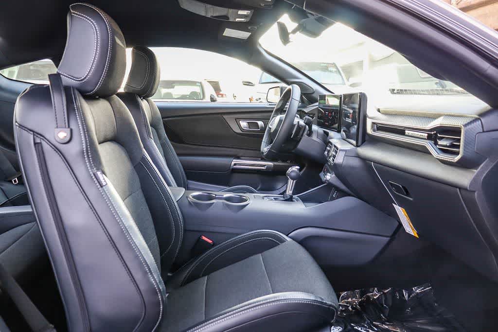 Thumbnail: 2026 Ford Mustang - 18