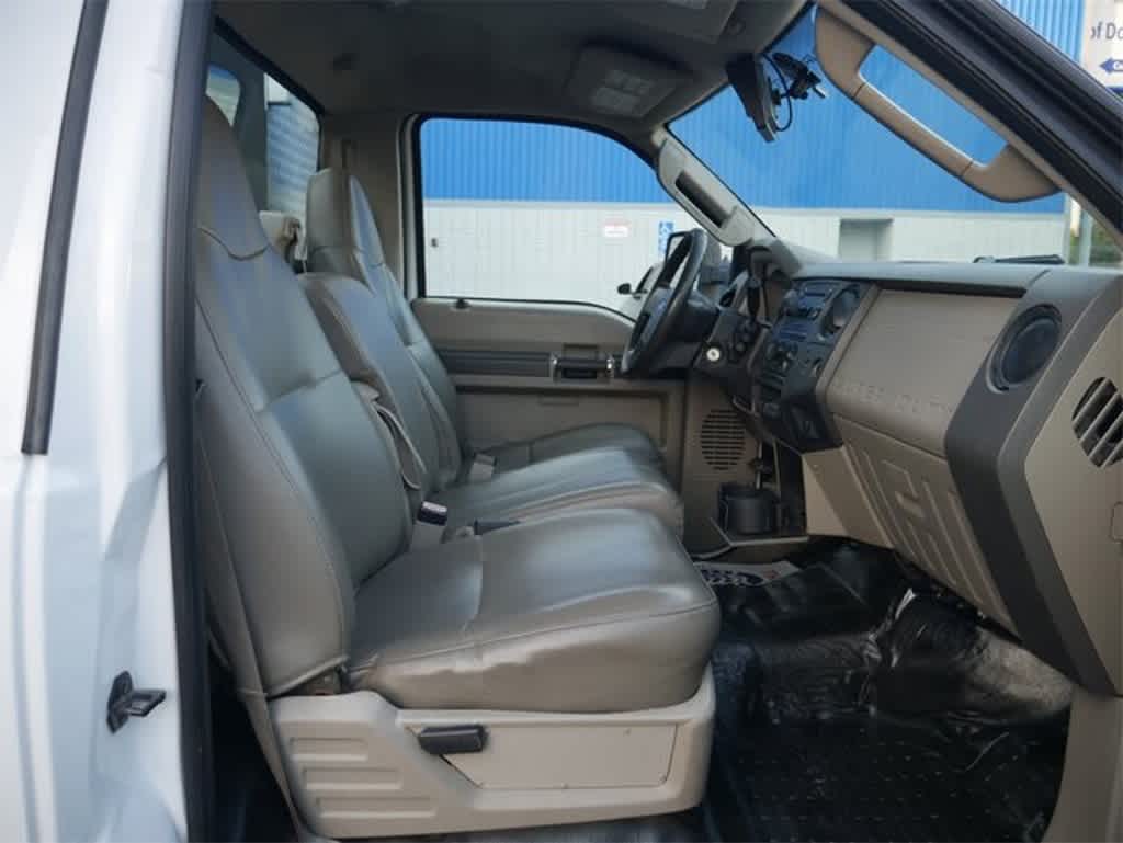 Thumbnail: 2008 Ford F-550 - 24