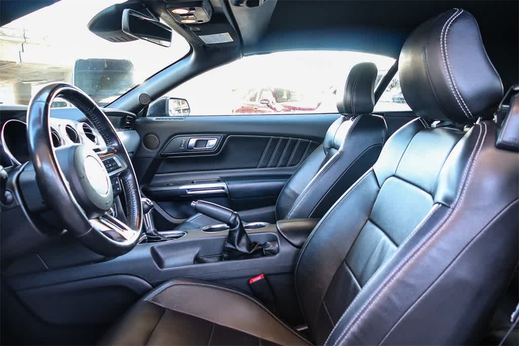 Thumbnail: 2022 Ford Mustang - 23