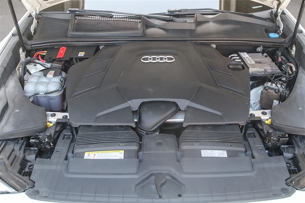Thumbnail: 2019 Audi Q8 - 27