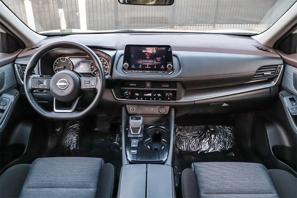 Thumbnail: 2023 Nissan Rogue - 12