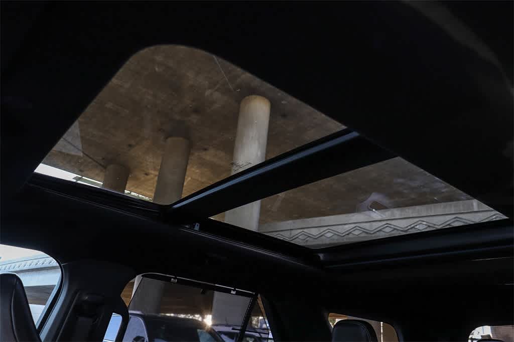 Thumbnail: 2020 Ford Explorer - 28