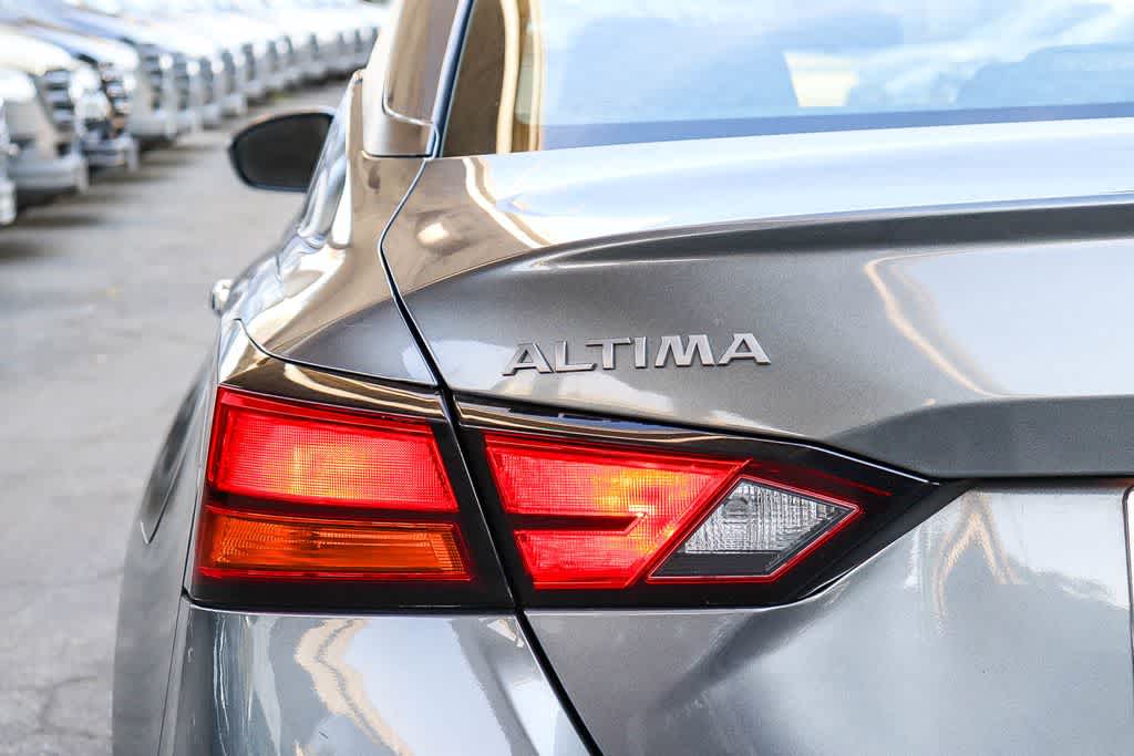 Thumbnail: 2024 Nissan Altima - 9