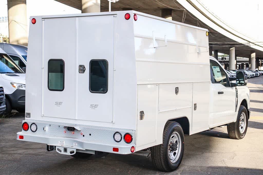 Thumbnail: 2026 Ford F-350 - 6