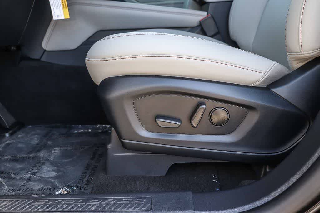 Thumbnail: 2026 Ford Explorer - 21