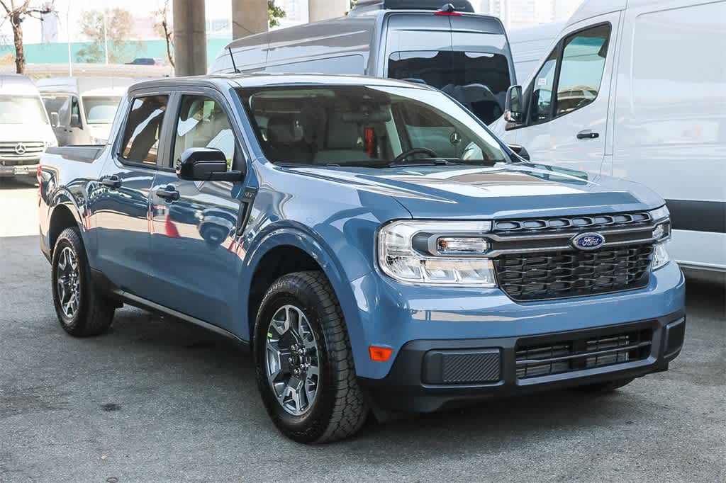 2024 Ford Maverick XLT photo 3