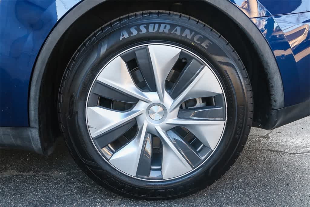 Thumbnail: 2022 Tesla Model Y - 10