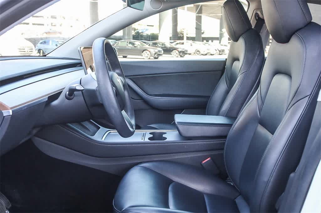 Thumbnail: 2021 Tesla Model Y - 17