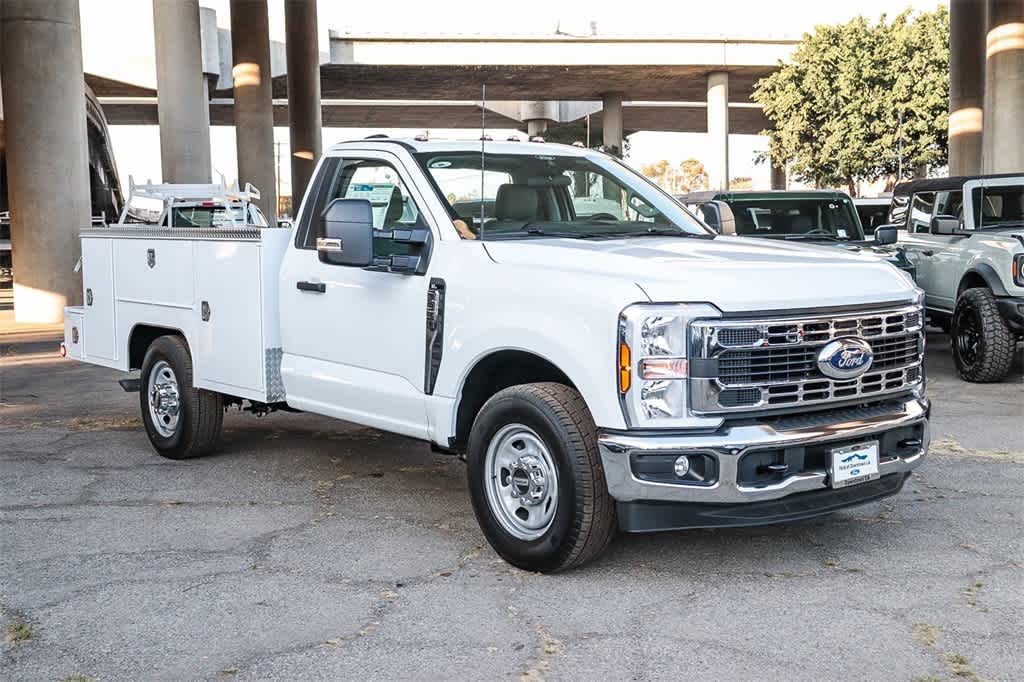 Thumbnail: 2026 Ford F-350 - 3