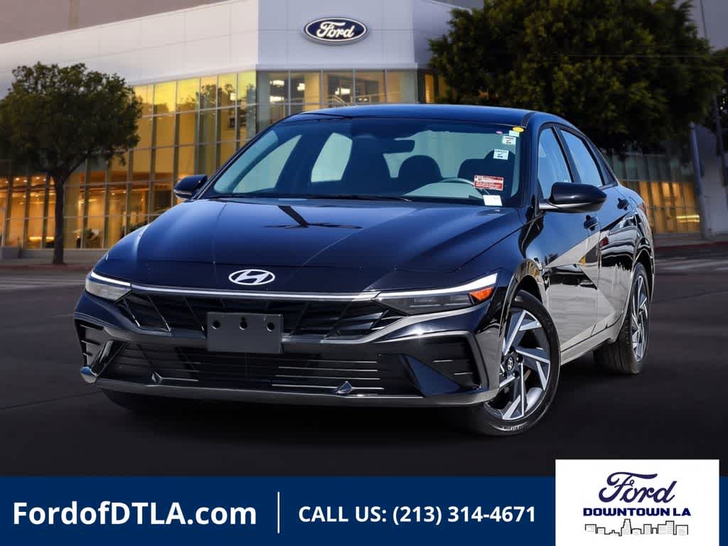 2025 Hyundai Elantra 2.0 SEL Sport IVT's photo
