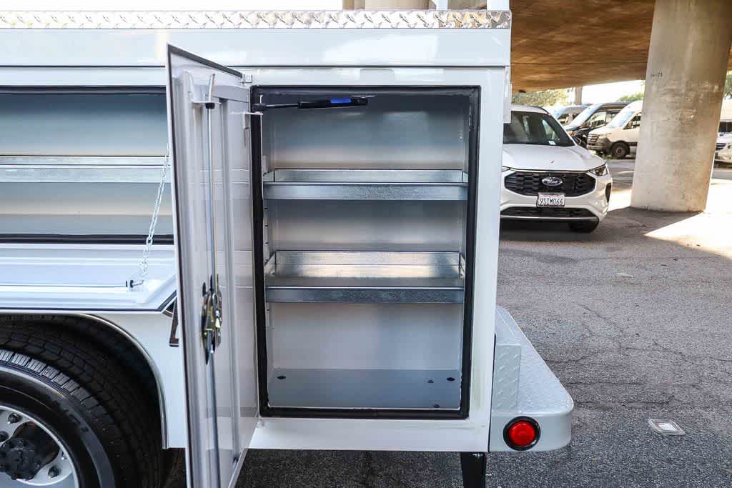 Thumbnail: 2026 Ford F-350 - 32