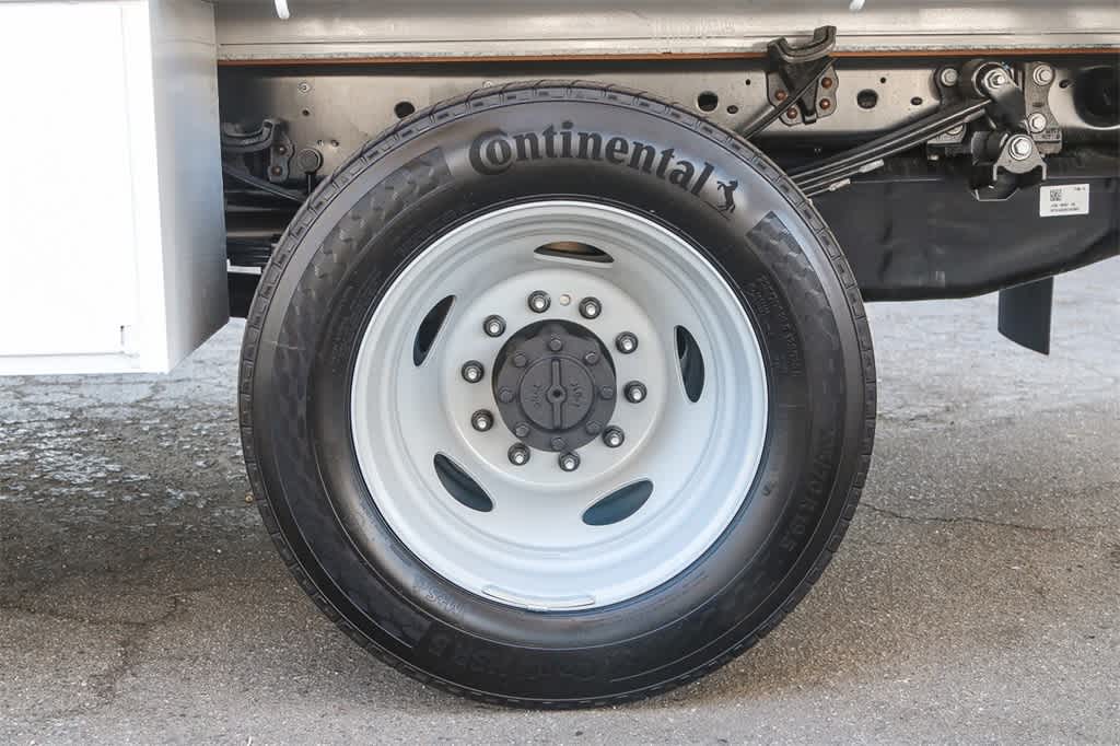 Thumbnail: 2026 Ford F-450 - 17