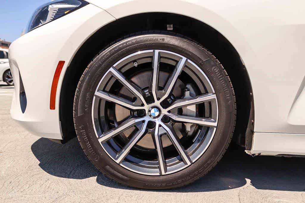 Thumbnail: 2026 BMW 4 Series - 16